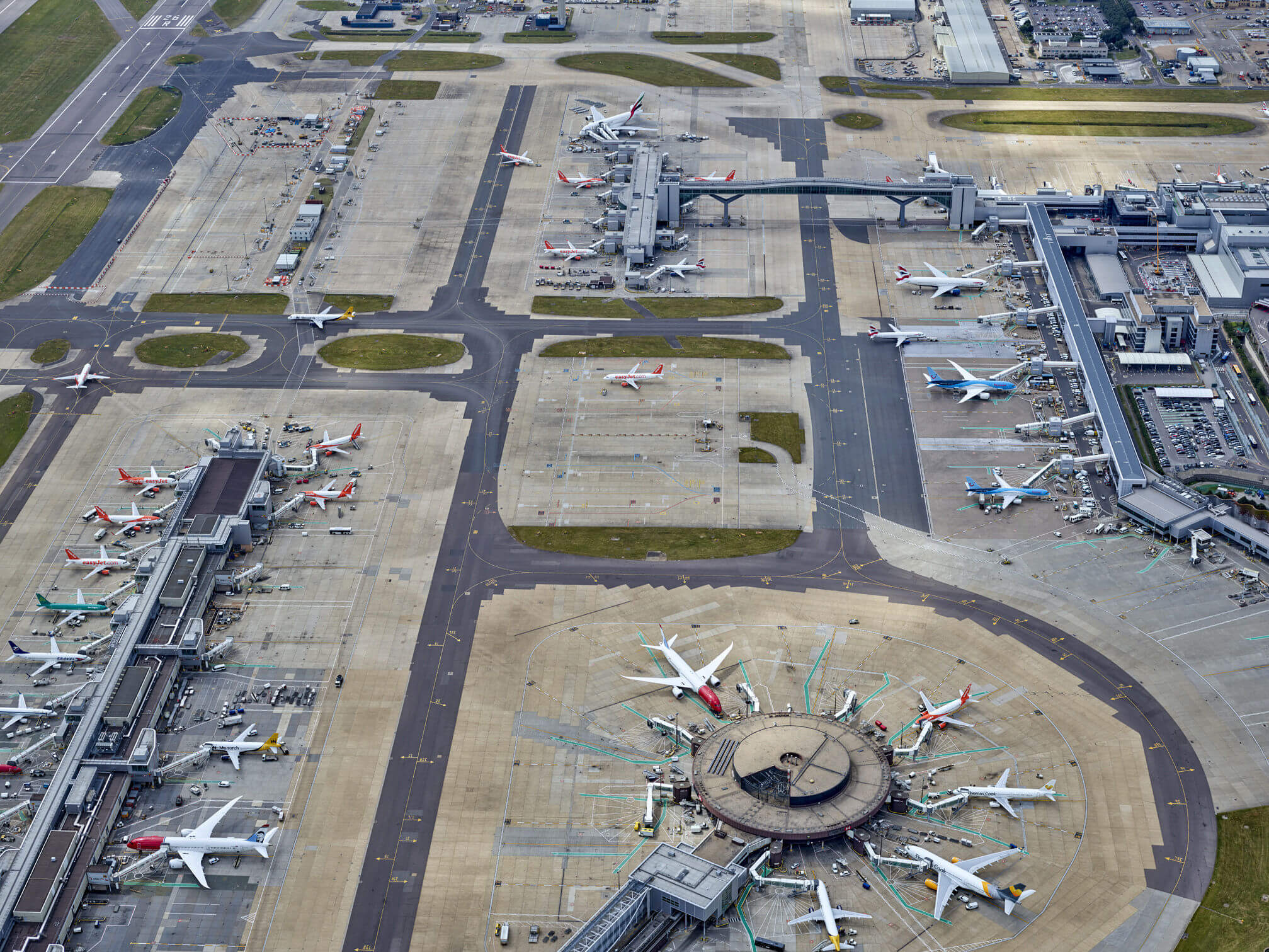 London Gatwick Airport, Campus Development • Aviation • Work •  Pascall+Watson